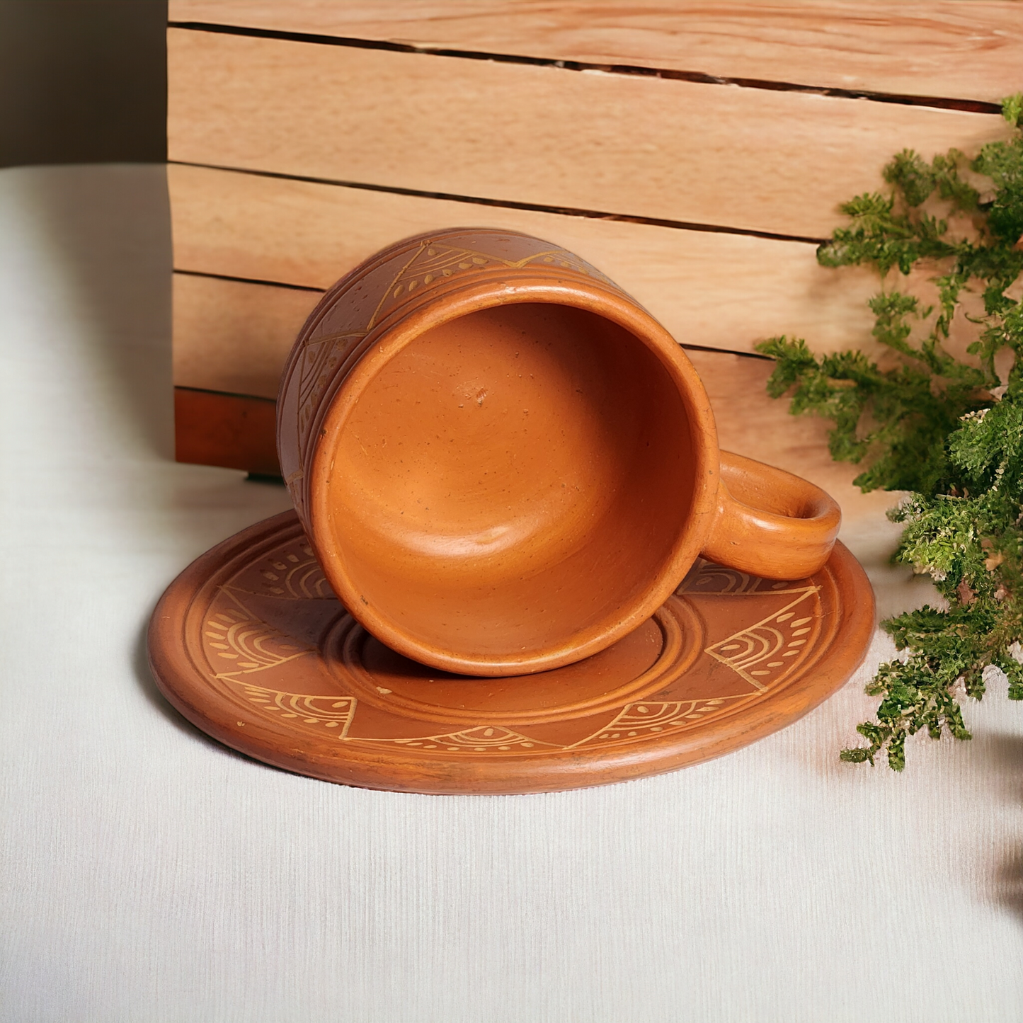 EARTHENWARE CUP AND SAUCER SET (4-6 PCS)