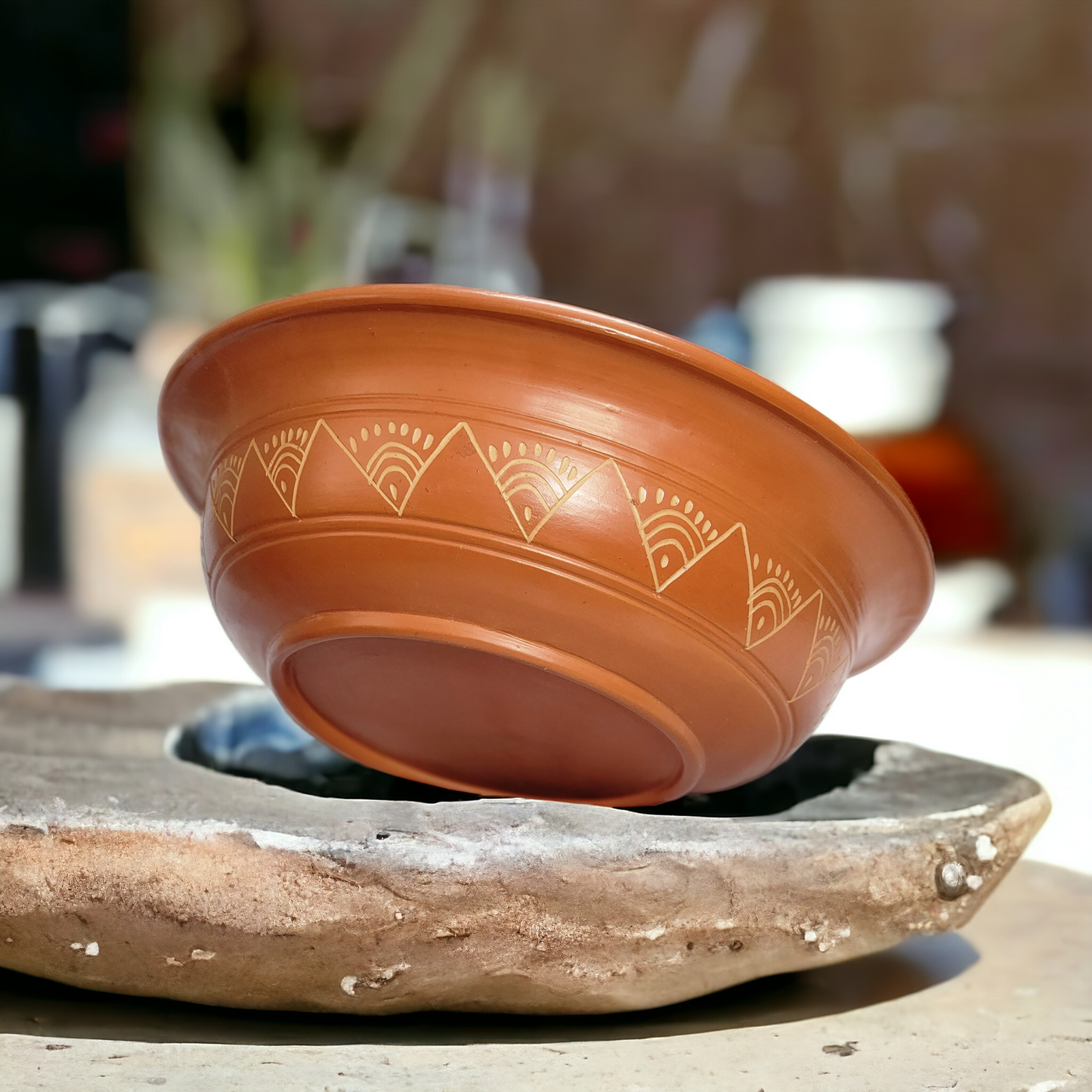 EARTHENWARE LARGE BOWL