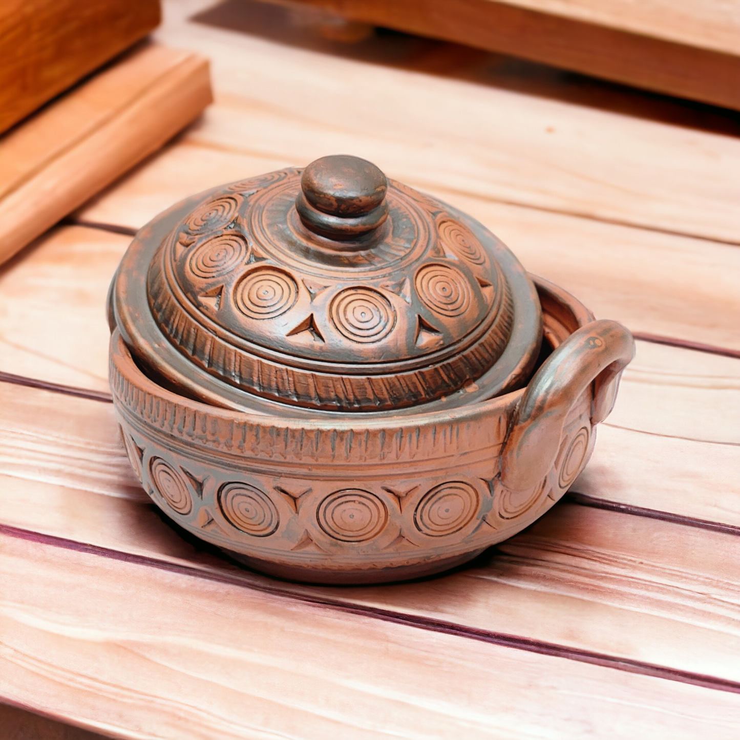 EARTHENWARE SERVING BOWL