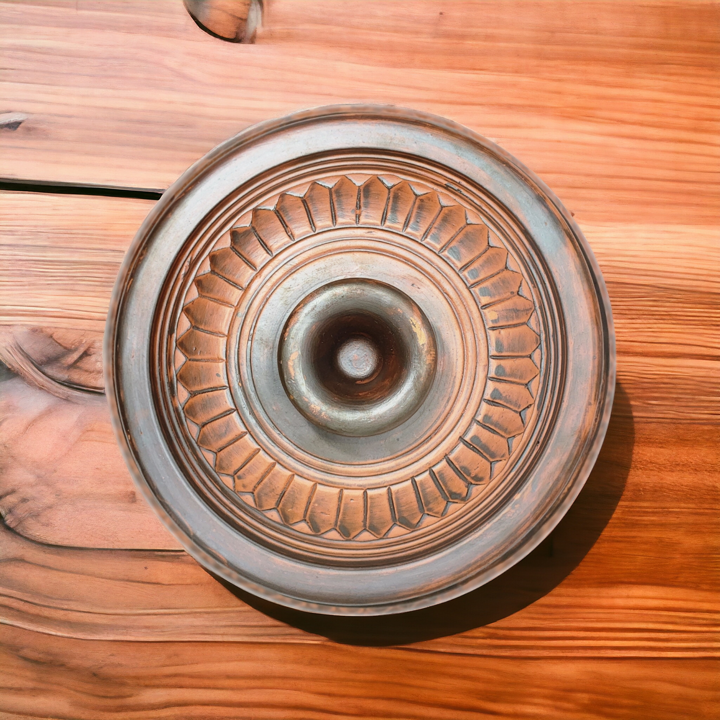 EARTHENWARE CURRY DISH WITH LID